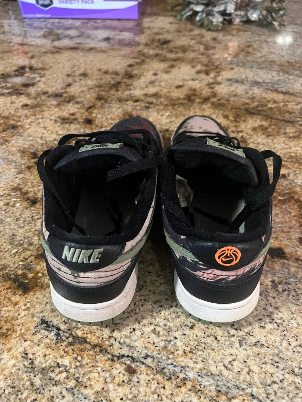 Nike Dunk Low SE Multi Camo Black Olive DB1909-001 GS Size 7.5 /Women 9